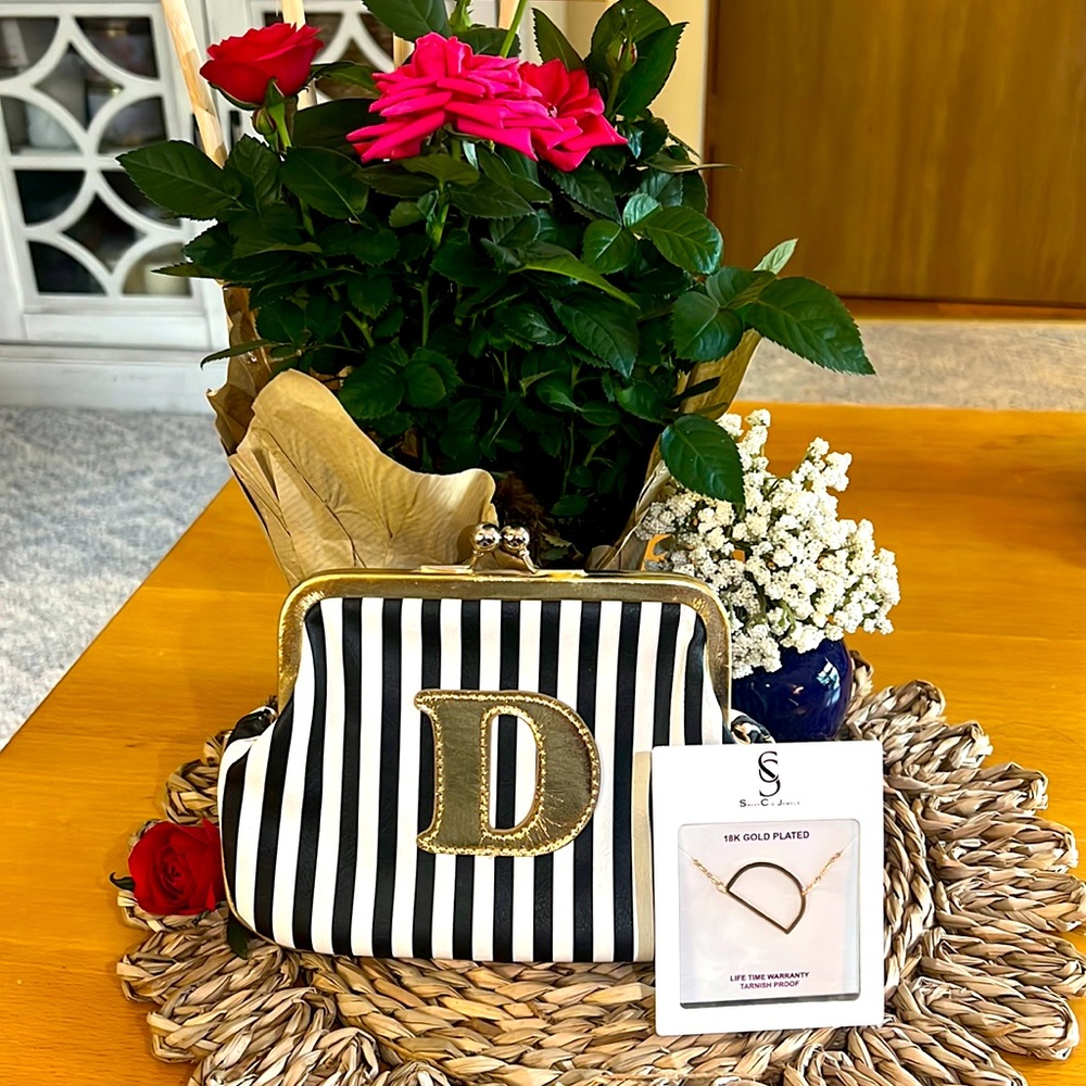 D Initial Set! - image 1